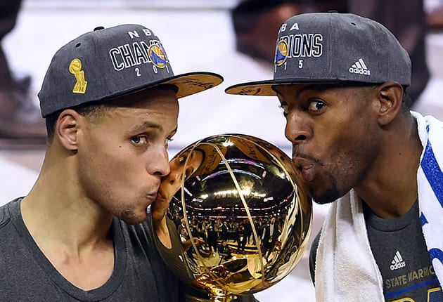 curry-iguodala-championship.jpg